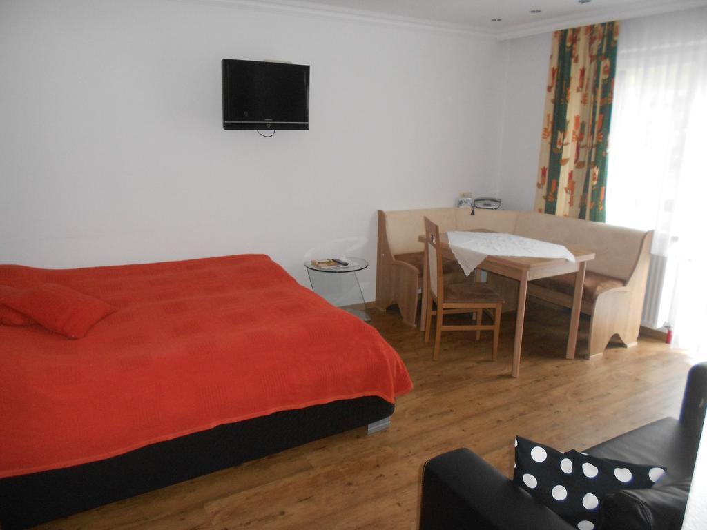 Ferienwohnung Fred ฮอลเลอร์บาค อิม พินซ์เกา ห้อง รูปภาพ